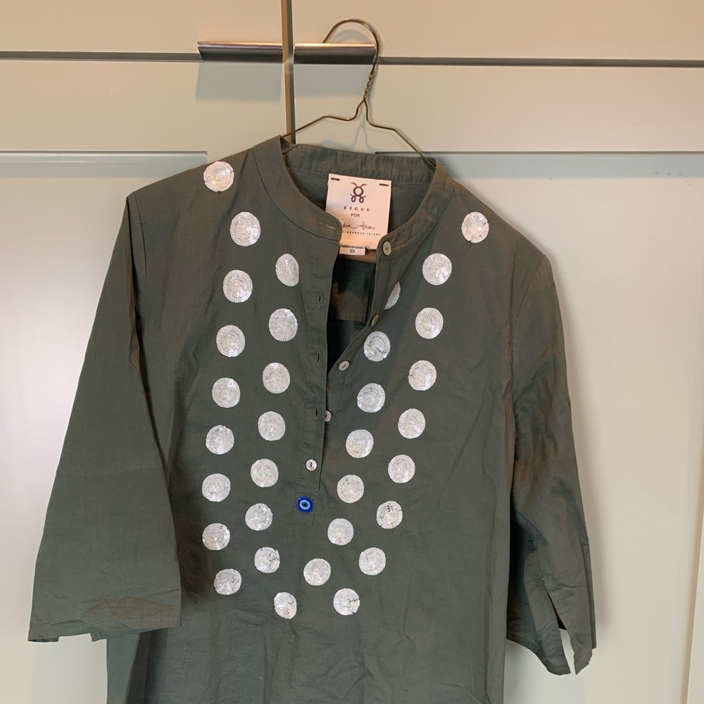 Adorable tunic top by Figue for India Hicks size M